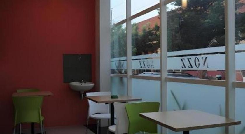 Guest House Nozz Семаранг Екстериор снимка