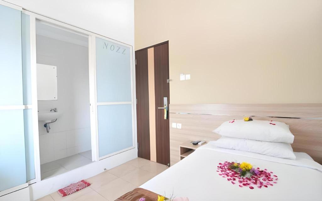 Guest House Nozz Семаранг Екстериор снимка